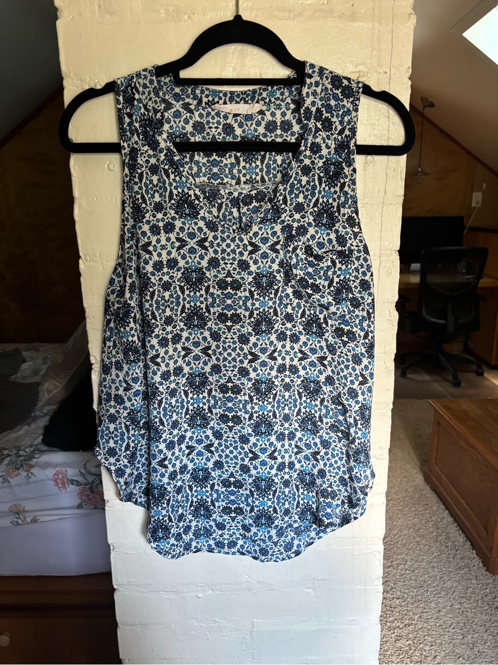Lush White and Blue Floral Sleeveless Tank